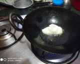 A picture of step 6 of Leftover Boiled rice papad.