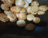 A picture of step 2 of Mini idli fry.