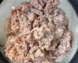 A picture of step 2 of Tuna Empanada.