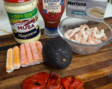 Foto del paso 1 de la receta: Ensaladilla de Marisco y aguacate