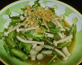 Hình bước làm 3 của món Đậu rồng xào nấm