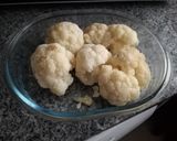 Foto del paso 1 de la receta Coliflor con bechamel