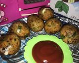 A picture of step 3 of Chicken capsichezz balls.
