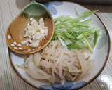 省錢又省時的便當菜-榨菜炒綜合野菇的食譜步驟1照片