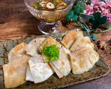 A picture of step 4 of Small Gyoza Dumpling with Yui’s Nam Pla Plick.