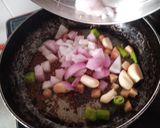 A picture of step 5 of Bun Dosa Kerala Style with Chutney.