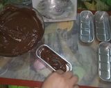 صورة لخطوة 2 من وصفة كيك الماء الساخن هش ورطب وذوقه أكيد يبهر