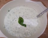 صورة لخطوة 1 من وصفة سلطه زبادي بخيار سهلة ولذيذة ويقدم مع الارز😋😋😋