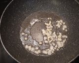 Foto del paso 2 de la receta: Arroz con Setas y Butifarra