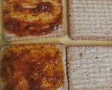 A picture of step 3 of Crunchy sandwich crackers.