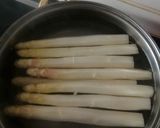 Foto del paso 5 de la receta Espárragos blancos cocidos (mi entrante favoritooo!)