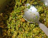 A picture of step 1 of Paneer thecha.