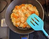 A picture of step 3 of Turkey Tenderloin with Apple Sauce in Slow Cooker.