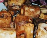 A picture of step 3 of Bone marrow lamb curry.