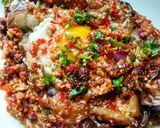 Gambar langkah 4 resipi Terung Bakar Telur Sambal Mentah.