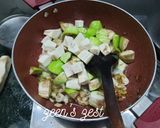A picture of step 2 of Eggplant and Raw Banana Curry.