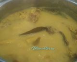 Foto langkah ke 4 dari resep Ayam Ungkep Bumbu Kuning Sedap.