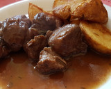 Foto del paso 7 de la receta: Carrillada en salsa de Vino Tinto y Tomillo