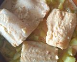 Foto del paso 5 de la receta: Bacalao🎣 en salsa distinta