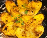 A picture of step 4 of Fry slice potato🥔فراٸی سلاٸس پٹاٹو🥔.