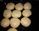 A picture of step 14 of Spicy Meat Bun.