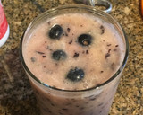 Foto del paso 1 de la receta: Batido para una mañana color de rosa