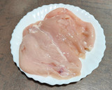 Foto del paso 1 de la receta: Brochetas de pollo con verduritas y arándanos