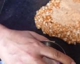 A picture of step 3 of Peanute leyard Chikki.
