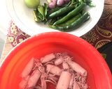 Foto langkah ke 1 dari resep Cumi Asin Cabe Ijo.