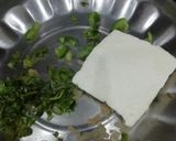 A picture of step 1 of Paneer Bread Roll.