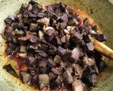 Foto langkah ke 5 dari resep 611. Krengsengan Daging Campur Jerohan Sapi.