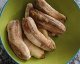 Foto langkah ke 1 dari resep Donat Pisang.
