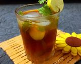 A picture of step 5 of Lemon mint cold tea.