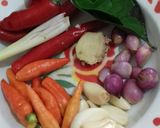 Foto langkah ke 3 dari resep Tumis Bunga Pepaya Daun singkong Teri.