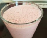 A picture of step 3 of My Strawberry & Linseed and Goji Berries Milkshake.