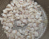 Foto del paso 3 de la receta: Strogonoff de pollo y arroz