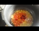 A picture of step 5 of Smokey flavoured dal.
