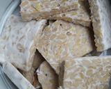 Foto langkah ke 1 dari resep 2. Tempe goreng tepung instan gak keras.