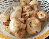 मशरूम चिली (mushroom chili recipe in marathi) रेसिपी स्टेप 1 फोटो 
