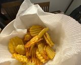 Foto del paso 3 de la receta: Papas fritas como las envasadas pero el toque casero