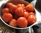 Foto del paso 1 de la receta: Salsa de tomate en conserva