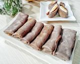 Foto langkah ke 6 dari resep Dadar Gulung Coklat Pisang Keju.