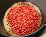 A picture of step 1 of Air fried roasted peanuts.