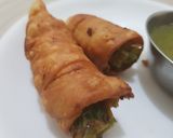 A picture of step 5 of Chilli roll samosa.