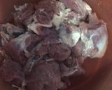 Foto langkah ke 1 dari resep Air Kaldu Sapi dan Blansir Daging.