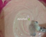 Foto langkah ke 5 dari resep Strawberry Eggwhite Cake/ Bolu Putih Telur Strawberry 🍓.