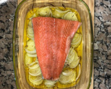 Foto del paso 7 de la receta: Salmón al horno con patatas