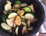 Cukkinis-padlizsános lecsó tojásban megforgatva recept fázis 6 fotója