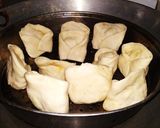 A picture of step 2 of Devil Momos.