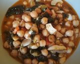 Foto del paso 13 de la receta Potaje de garbanzos trufados con kale